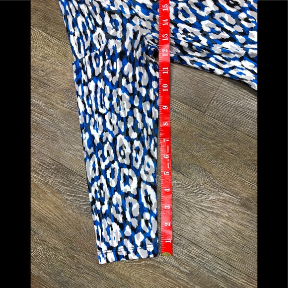 Leopard print wrap top - Picture 5 of 7